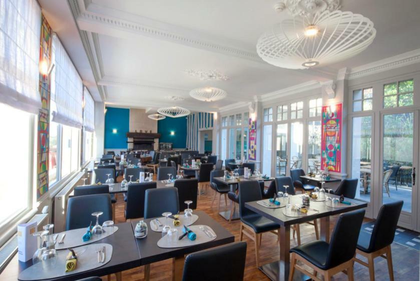Logis - Hostellerie & Restaurant Du Marche Le Cateau-Cambresis Екстер'єр фото